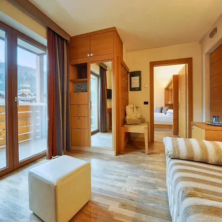 Mota Hotel 4*