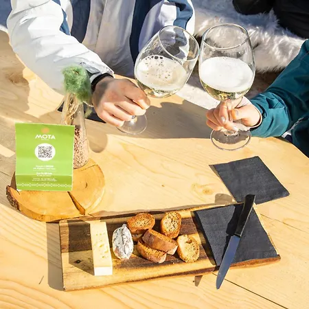 Mota 4* Ливиньо